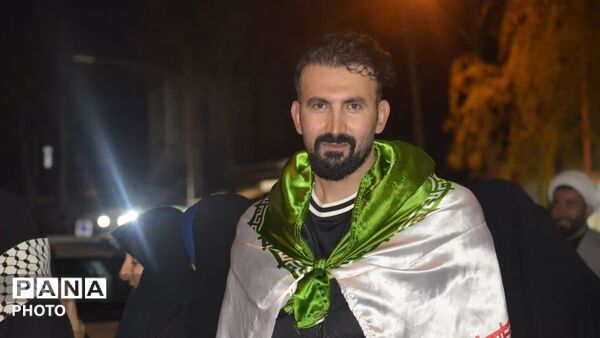 حضور در راهپیمایی جهاد خیابانی همراه با عشق و اراده 