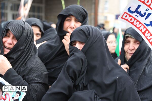خروش جمعیت روستای مایان سفلی در تشییع پیکر مطهر شهید ابوالفضل خراج مایان