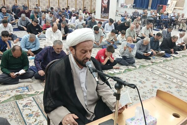 برگزاری مراسم پرفیض دعای عرفه در مصلی باقرشهر 
