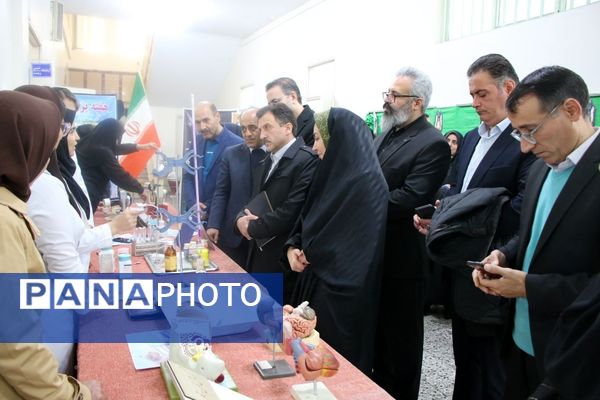 مراسم تجلیل از فعالان و مقام‌آوران عرصه پژوهش و تحقیقات ناحیه یک تبریز