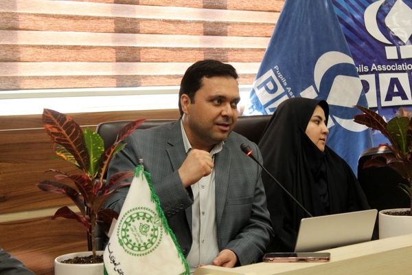  بر آموزش تخصصی و فرصت‌های جدید برای جوانان رسانه‌ای تاکید کرد