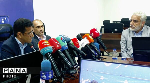 نشست خبری مدیرکل آموزش و پرورش هرمزگان با حضور اصحاب رسانه