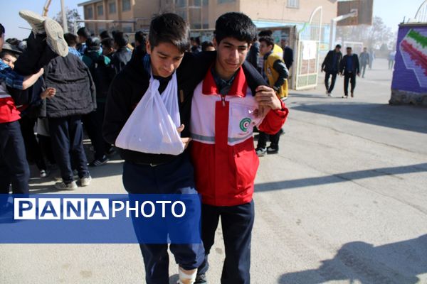 بیست‌وهفتمین مانور سراسری زلزله در مدارس شهرستان بن