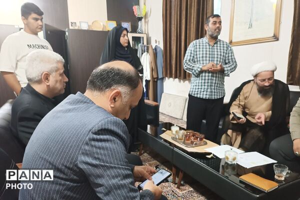 تاکید بر تقویت همکاری آموزش‌وپرورش و ائمه جمعه برای حضور پرشور فرهنگیان در نمازجمعه