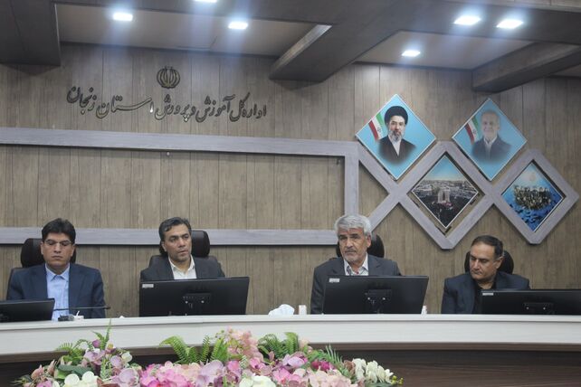 روایت تصویری از نشست گرامیداشت روز جهانی سوادآموزی در زنجان