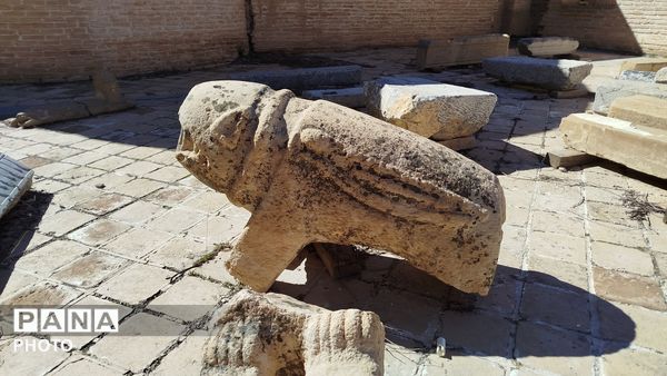 قلعه امیرمفخم دزک؛ آمیخته از معماری و هنر