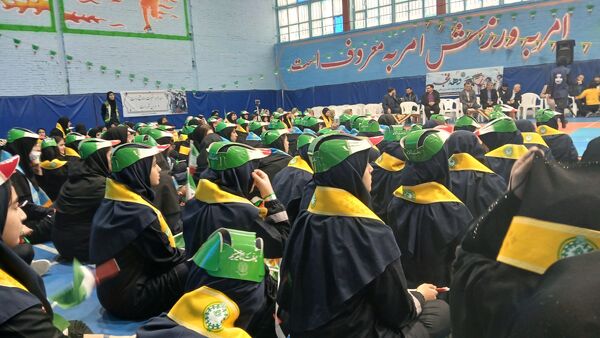  همایش دانش‌آموزی یاوران انقلاب شهرستان ورامین