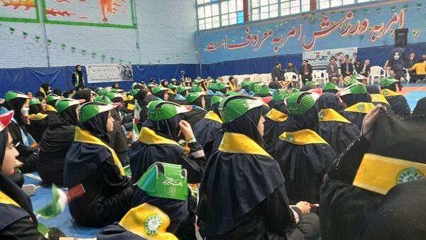  همایش دانش‌آموزی یاوران انقلاب شهرستان ورامین