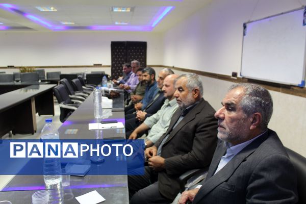 جلسه شورای اداری بخشداری بندپی شرقی 