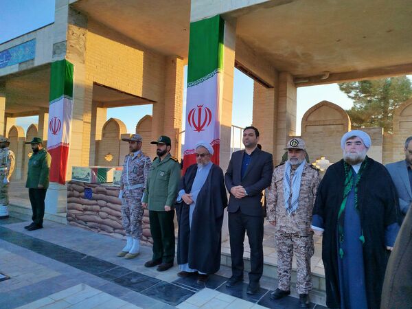 استقبال از شهدای گمنام در شهر درق