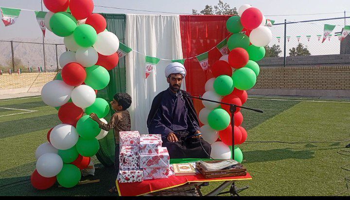 جشن دهه فجر در روستای لاور فین