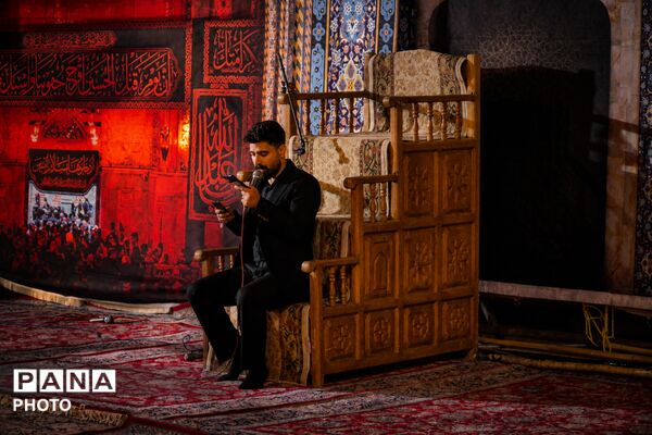 حرم شهدای گمنام آباده؛ میعادگاه دلدادگان حسینی