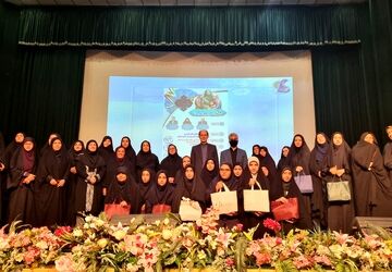برگزاری پویش «دختر آگاه، مادر دانا» در تالار ادب آموزش و پرورش اصفهان