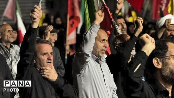 حضور فردیسی‌ها در خیابان به عشق وطن