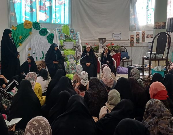 اعتکاف، پرواز دل‌های دختران دانش‌آموز کوهپایه