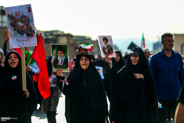 مراسم تشییع پیکر مطهر رهبر شهید انقلاب در تهران - 4