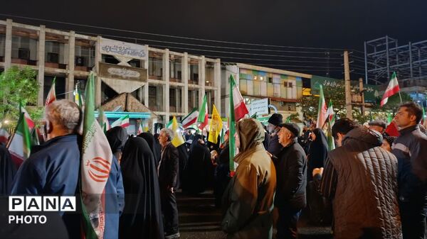 قاب‌هایی خاص از حضور افراد متنوع در تجمعات