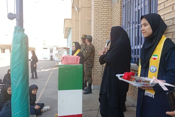 نیرویی خستگی ناپذیر که گام‌هایش همیشه محکم و استوار است 