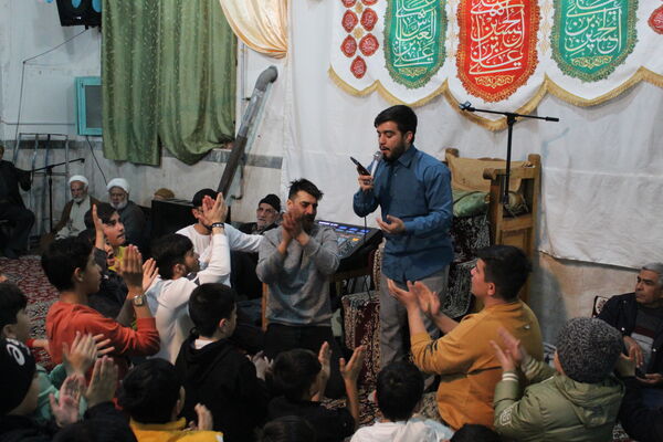 جشن ولادت امام حسین (ع) در شهر درق 
