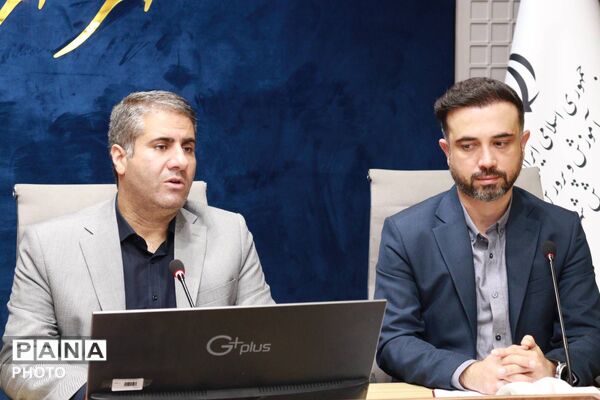  جلسه هم اندیشی مدیران روابط عمومی مناطق ۱۹ گانه تهران