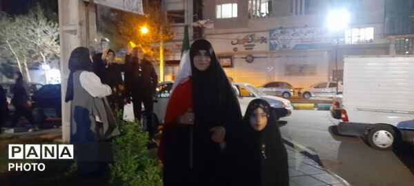 سی و چهارمین  شب از حماسه آفرینی حضور  مردم فردیس در خیابان‌ها 