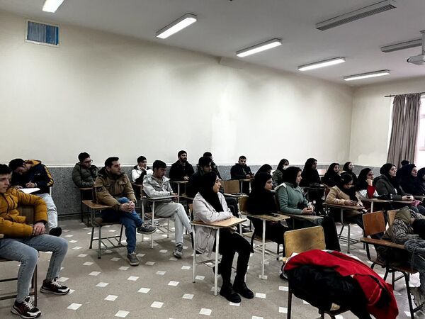 مانور و آموزش اطفاء حریق در دانشگاه آزاد تویسرکان