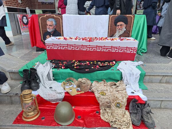 آماده‌سازی فضای مدارس شهرستان برای استقبال از پیکر مطهر شهید گمنام 