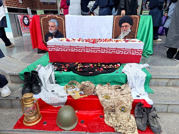 آماده‌سازی فضای مدارس شهرستان برای استقبال از پیکر مطهر شهید گمنام 