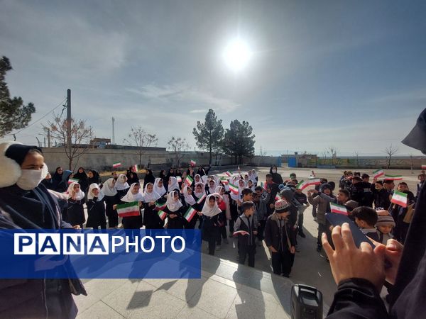 جشن انقلاب در مدرسه صغری عبداللهیان  روستای کاریزک خلیل آباد