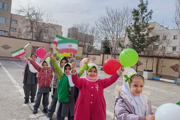 طنین زنگ انقلاب در مدارس شهرستان شهریار 