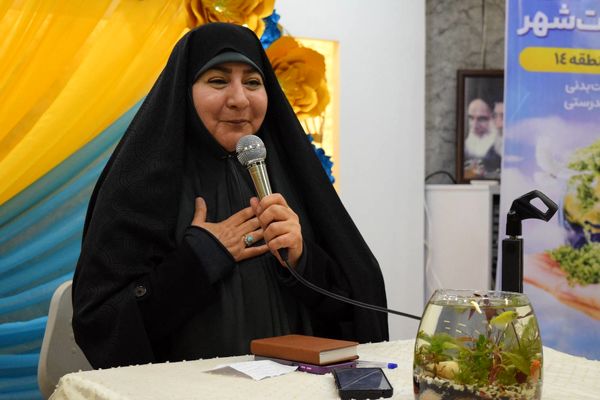 ارتقای سلامت دانش‌آموزان با برگزاری کارگاه آموزشی در مدرسه دخترانه حضرت معصومه(س)