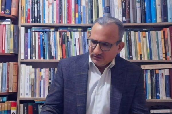 ما می‌توانیم از طریق ادبیات و هنر، افق ذهنی‌مان را گسترش دهیم