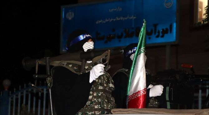 حضور پرشور دختران جان‌فدا در اجتماع شبانه شهرستان رشتخوار