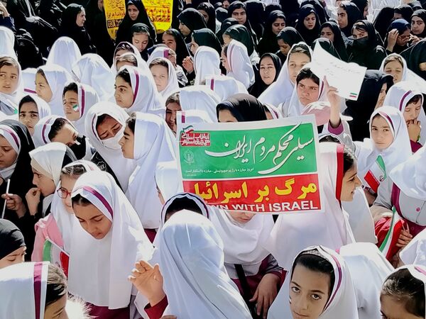 روایت تصویری خروش ملت دهه هشتادی