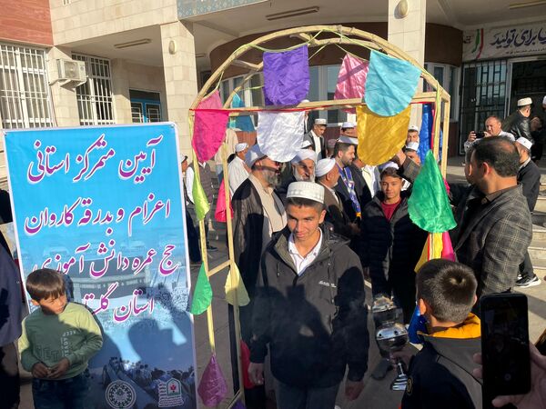 اعزام دانش‌آموزان منتخب استان گلستان به حج عمره
