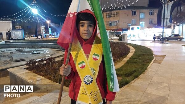 حضور پرشکوه پیشتازان فارسان در راهپیمایی 