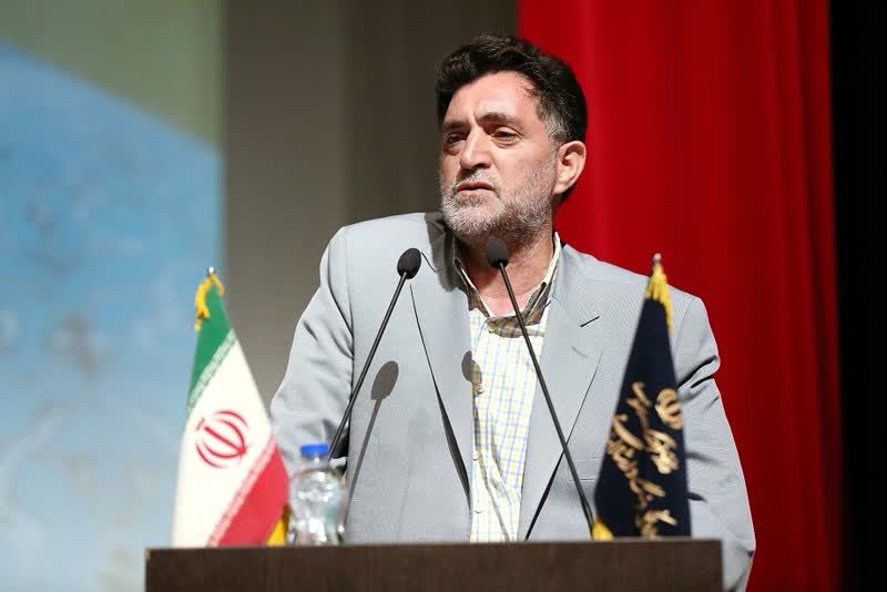 تقویت کانون‌های فرهنگی هنری مساجد محور اصلی هویت‌یابی فرهنگی نوجوانان است