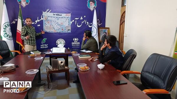 جلسه توانمندسازی مربیان‌"نوجوان مبارز"در شهر یاسوج 
