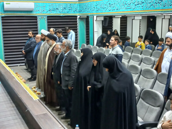 آیین افتتاح زمین چمن مدرسه بهار نور معرفت در قم