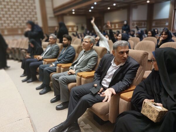 جشن روز دختر در هنرستان امام حسن مجتبی(ع) با حضور مسئولان ناحیه ۶