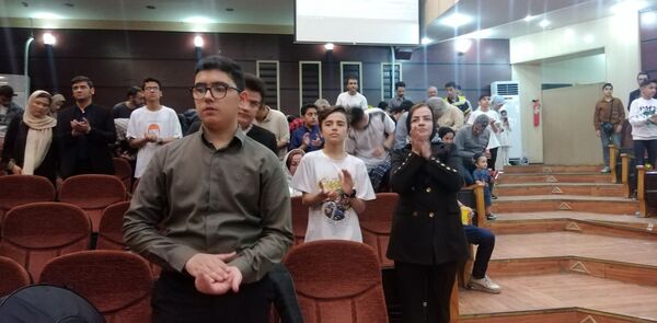 آسمان دبیرستان سرآمد ناصر توسط ستارگان سپهر دبیرستان پر فروغ شد