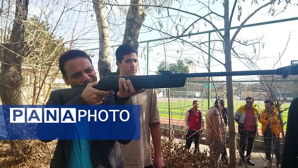 مسابقات تیراندازی یادواره شهدای امنیت دانش آموز نیشابوری 