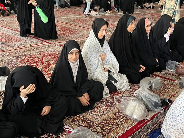 نماز جمعه در کاشمر