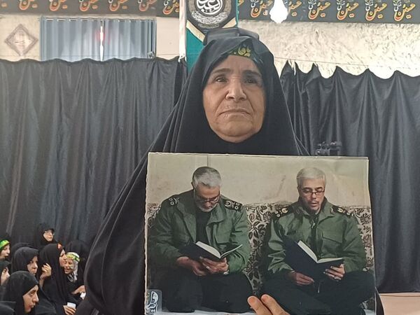ویژه برنامه رهروان زینبی در آستان مقدس حضرت سیدان‌الکریمان 