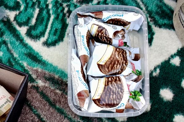بازارچه غذا و صنایع دستی دانش آموزان دبیرستان صدیقه کبری 