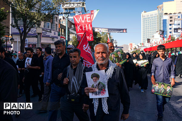 تشییع پیکر رهبر شهید انقلاب در مشهد مقدس-۳