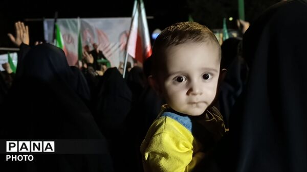 دهه نودی های پای انقلاب