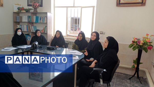 بازدید معاون آموزش متوسطه اداره‌کل آموزش و پرورش استان از مدارس شهرستان جاجرم 