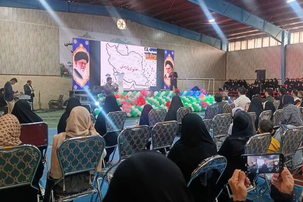 برگزاری جشن بزرگ دختران ایران قوی در شهرستان قرچک 