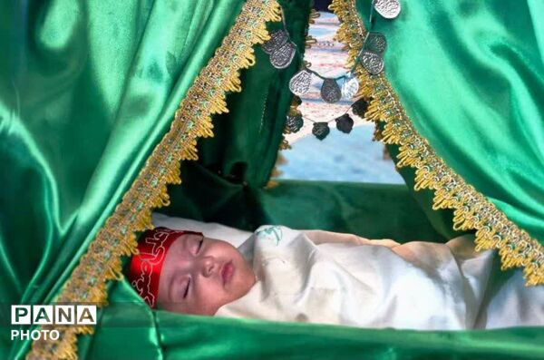 میعادگاه مادران و نونهالان حسینی در مسجد حضرت ولی‌عصر (عج)